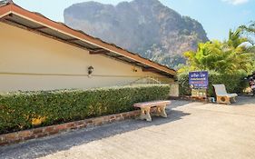 Oyo 608 Maleena Home